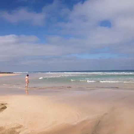 Aguarii Cotillo *